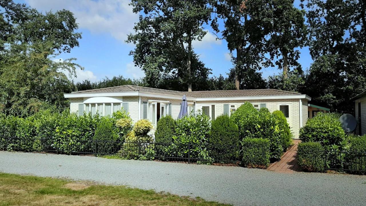 Chalet 42 'Vuursteenberg' Bospark Ijsselheide Zwolle Hattemerbroek Εξωτερικό φωτογραφία